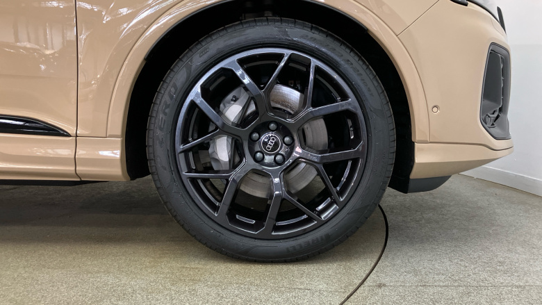 Audi Q7 3.0 TDI Quattro 286 Black Edition 5dr Tiptronic Diesel Estate